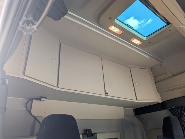 Volume tractor unit MAN TGX 18.520 LL SA Low-Liner, MIETEN?
