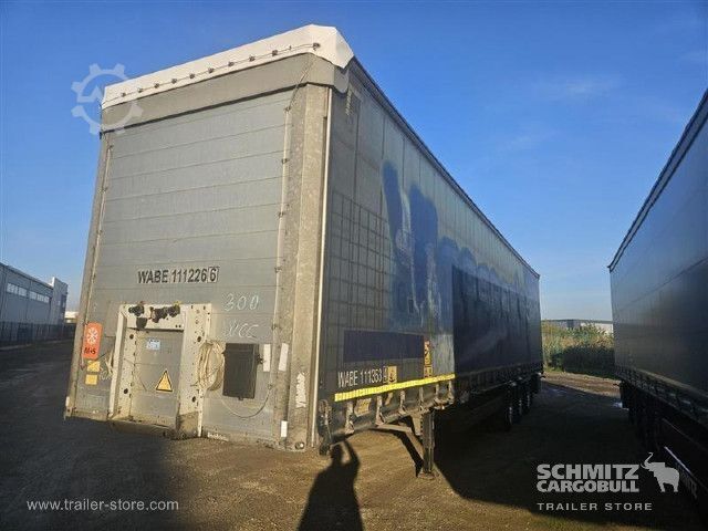 Open semitrailer with tarp Schmitz Cargobull Semitrailer Curtainsider Mega