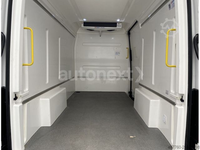 Refrigerator body van VOLKSWAGEN Crafter 35 TDI *FRISCHDIENST* 1.HAND+LED+NAVI (5