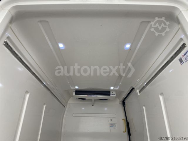 Refrigerator body van VOLKSWAGEN Crafter 35 TDI *FRISCHDIENST* 1.HAND+LED+NAVI (5