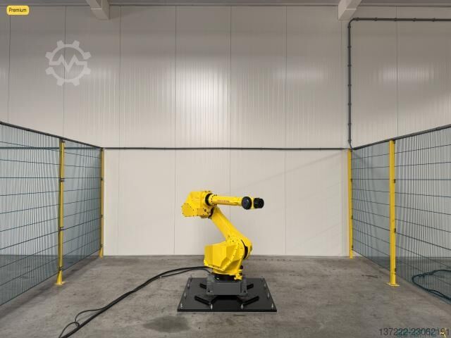 Refurbished Robot with 1 year warranty FANUC M-710iC/70