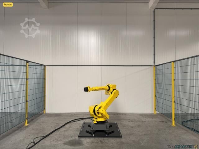 Refurbished Robot with 1 year warranty FANUC M-710iC/70