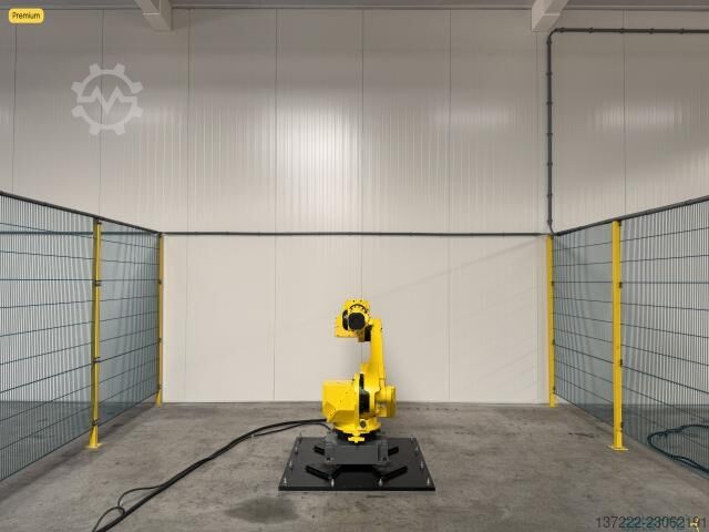 Refurbished Robot with 1 year warranty FANUC M-710iC/70