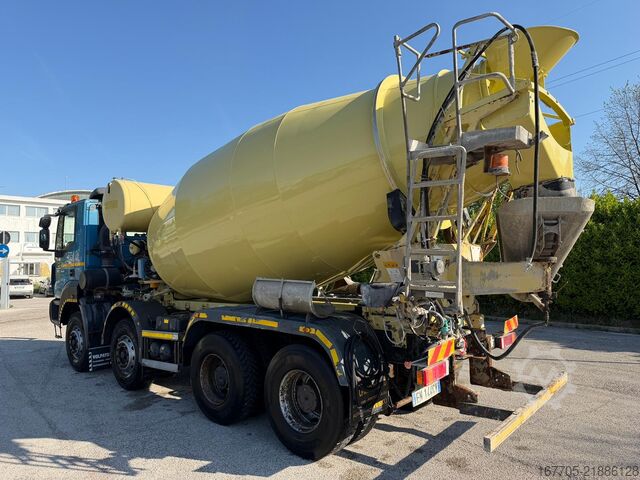 Concrete mixer truck Astra HD9 84.48