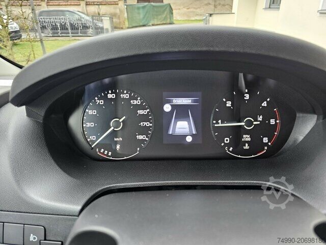 High top van Fiat Ducato 35 L3H2 180PS 13m³ Voll-LED 260° CarPlay