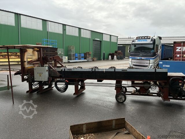 Baum-Sägemaschine mit Rollenbahn Oregon 