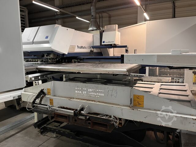 Laser punching machine TRUMPF TruMatic 6000 (K06M) Fiber 3000 Watt FMC