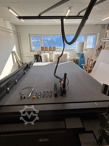 Flatbed cutting table - HF milling machine Summa F3220