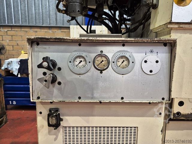 Feinschneidpresse -mechanisch- FEINTOOL GKP F 250