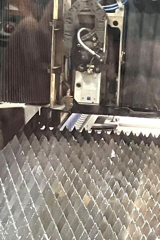 Laser cutting machine TRUMPF TruMatic L3030