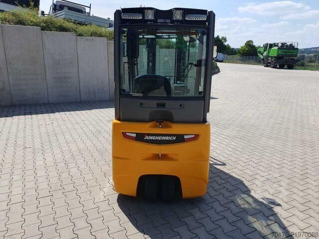 Forklift Jungheinrich EFG 215 / Triplex 4.25m / SS / nur 1.680h / 2021