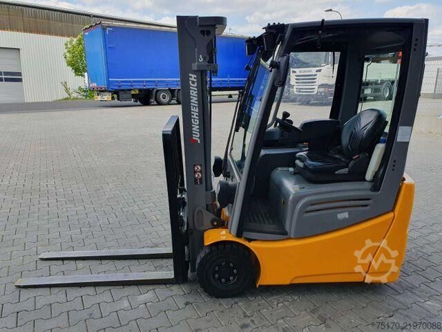 Forklift Jungheinrich EFG 215 / Triplex 4.25m / SS / nur 1.680h / 2021