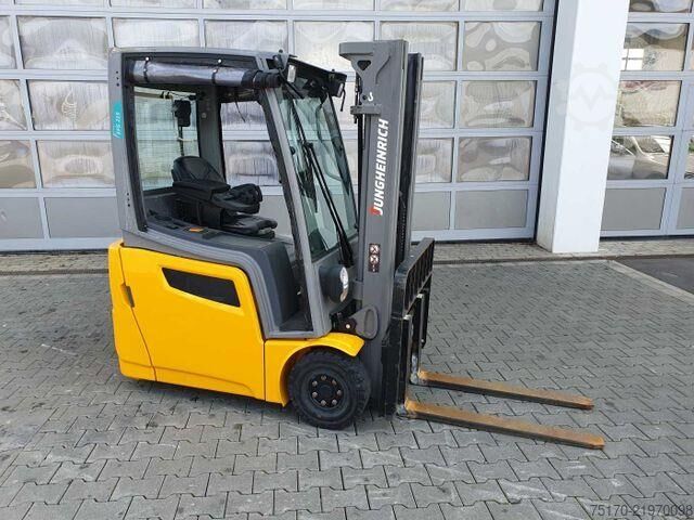 Forklift Jungheinrich EFG 215 / Triplex: 4.25m! / nur 3.439h! / 2022