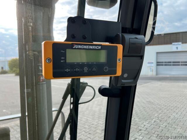 Forklift Jungheinrich EFG 215 / Triplex: 4.25m! / SS / 4.029h