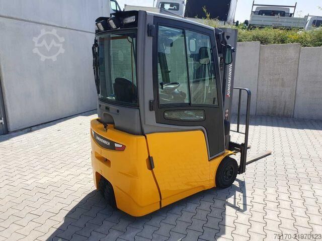 Forklift Jungheinrich EFG 215 / Triplex: 4.25m! / SS / 4.166h / 2024