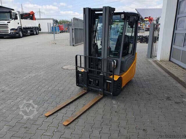 Forklift Jungheinrich EFG 215 / Triplex: 4.25m! / SS / nur 1.368h!