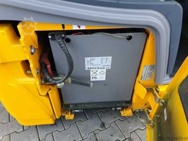 Forklift Jungheinrich EFG 215 / Triplex: 4.25m! / SS / nur 2.184h!