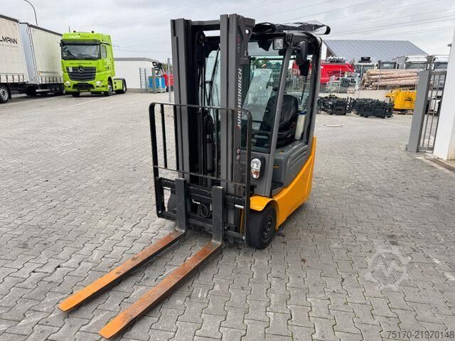 Forklift Jungheinrich EFG 215 / Triplex: 4.25m! / SS / nur 2.819h!