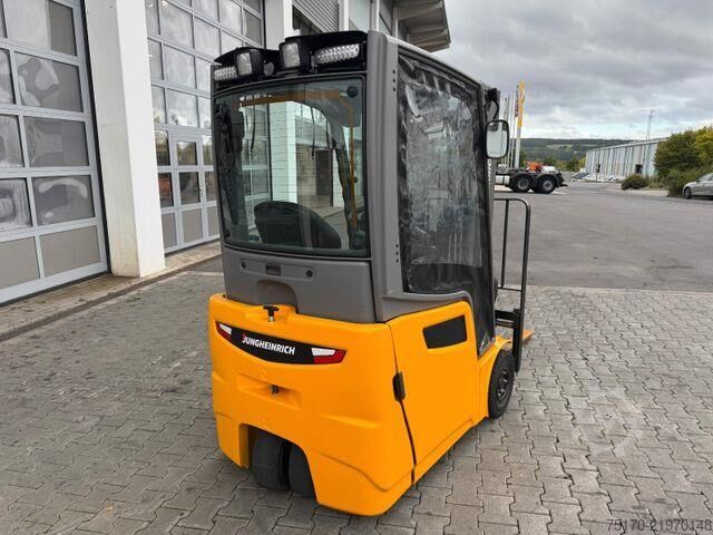 Forklift Jungheinrich EFG 215 / Triplex: 4.25m! / SS / nur 2.819h!
