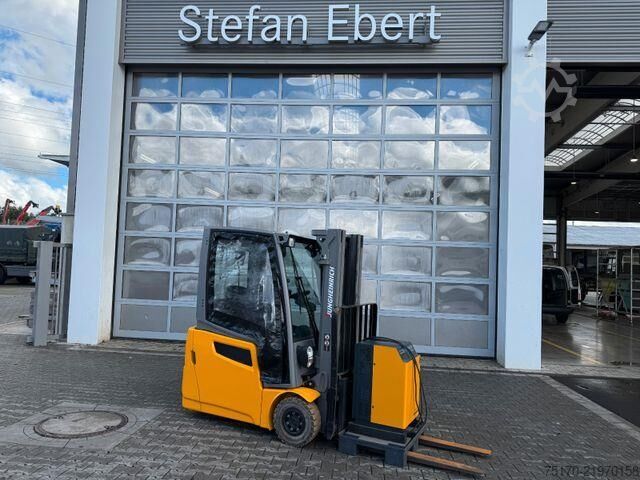 Forklift Jungheinrich EFG 215 / Triplex: 4.25m! / SS / nur 3.092h!