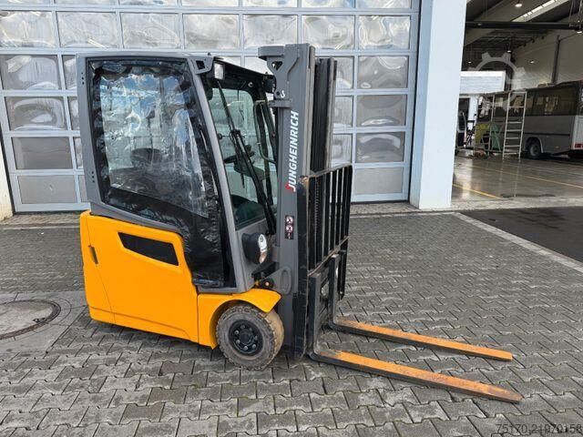 Forklift Jungheinrich EFG 215 / Triplex: 4.25m! / SS / nur 3.092h!