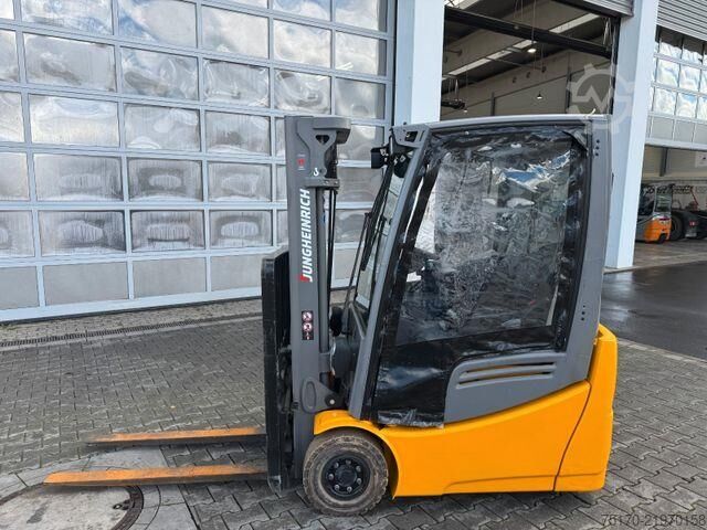 Forklift Jungheinrich EFG 215 / Triplex: 4.25m! / SS / nur 3.092h!