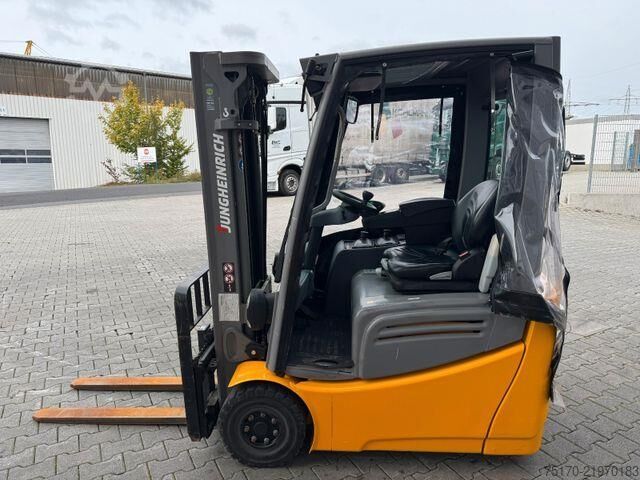 Forklift Jungheinrich EFG 215 / Triplex: 4.25m! / SS / nur 3.298h!