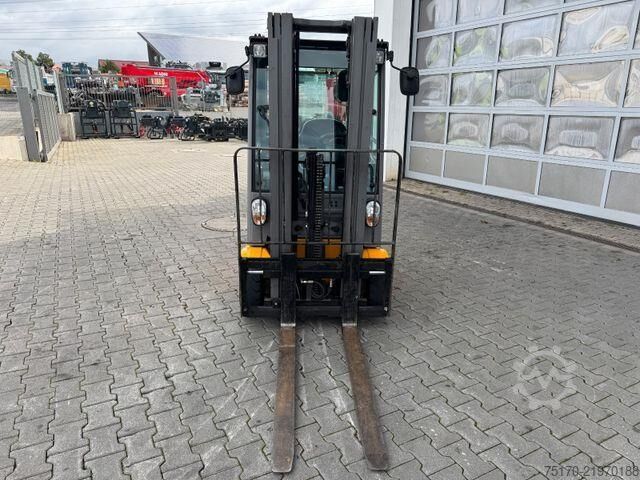 Forklift Jungheinrich EFG 215 / Triplex: 4.25m! / SS / nur 716h!