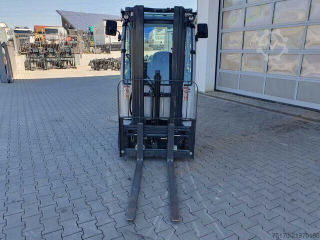 Forklift Still RX20-14 / 2016 / Triplex: 4.60m! / 271h / SS