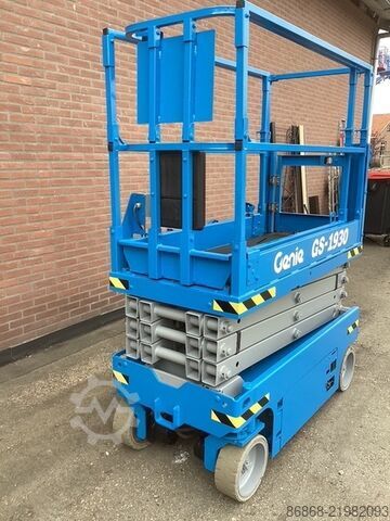 Used scissor lift Genie GS1930 (new batteries) GENIE GS1930