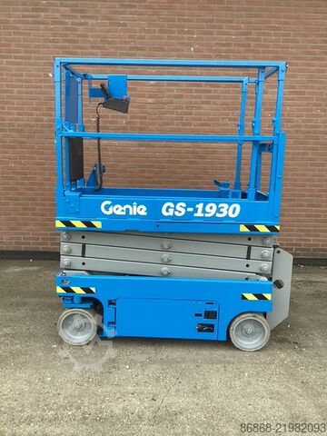 Used scissor lift Genie GS1930 (new batteries) GENIE GS1930