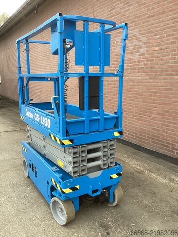Used scissor lift Genie GS1930 (2018, new batteries) GENIE GS1930
