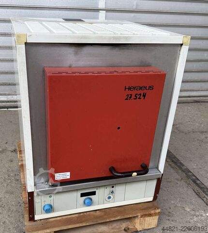 Laboratory muffle furnace HERAEUS M 110