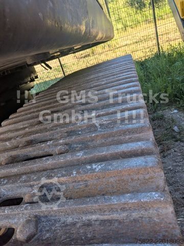 Chain excavator VOLVO EC 220 / SW + 2 Löffel