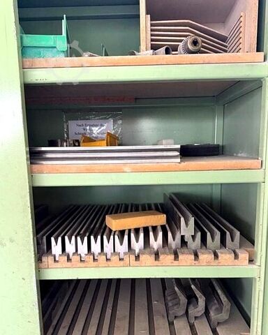 Abkantpresse Amada HFE 220-4L