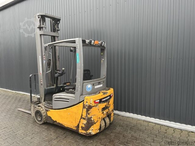 Elektro 3 Rad-Stapler Jungheinrich EFG220