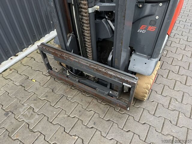 Elektro 4 Rad-Stapler Linde E16P-02
