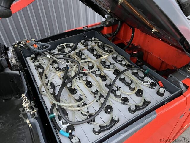 Elektro 4 Rad-Stapler Linde E18PH-02