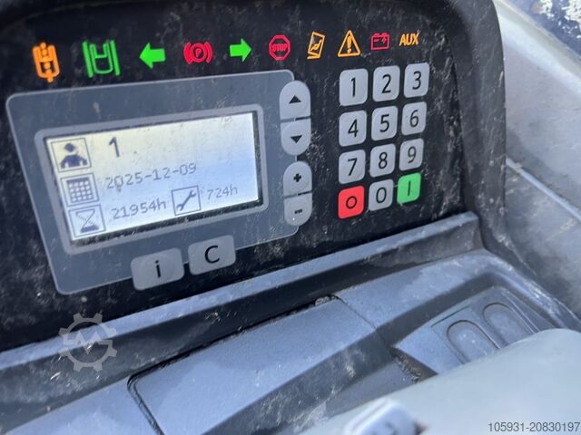 Schubmaststapler BT RRE140H