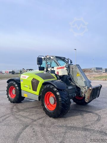 CLAAS Scorpion 7044 CLAAS Scorpion 7044