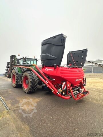 Kverneland Kverneland F-Drill Compact Maxi  DUO Doppel Fronttank 2200 L Kverneland Kverneland F-Drill Compact Maxi  DUO Dop