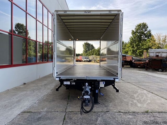 Box trailer Möslein TK0105D-L Weiß  Tandem Koffer, Ladebordwand 1,5 t + DurchladbarNeufahrzeug --