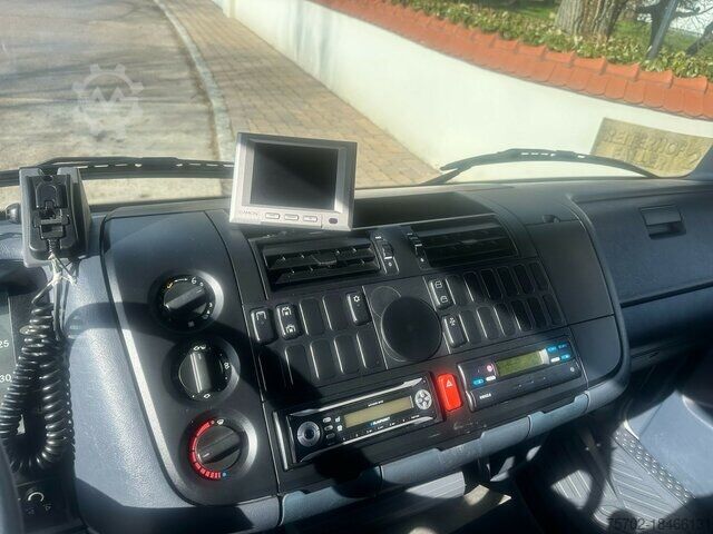 Viehtransporter Mercedes-Benz Atego 818 Böckmann 2-3 Pferde