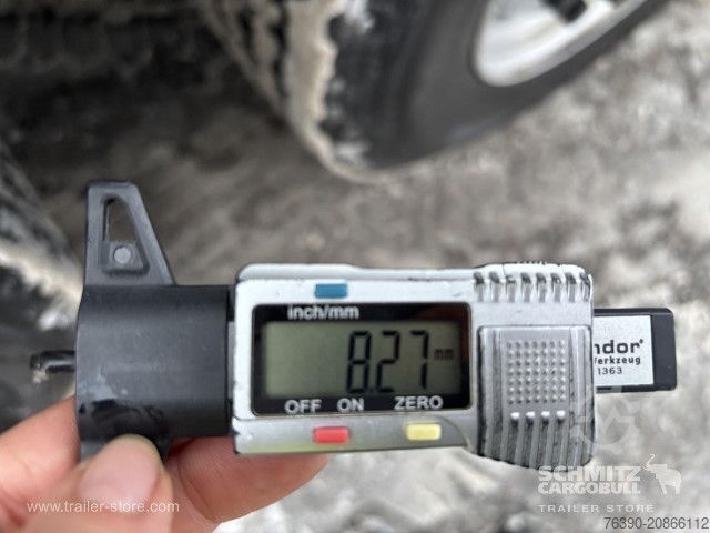 Reefer semitrailer Schmitz Cargobull Semitrailer Reefer Standard divu klāju