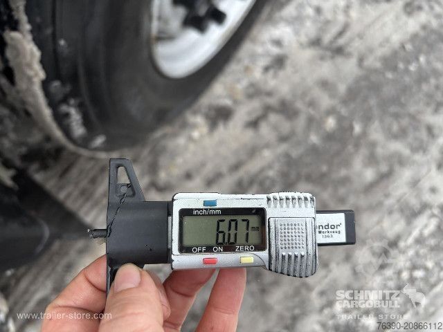 Reefer semitrailer Schmitz Cargobull Semitrailer Reefer Standard divu klāju