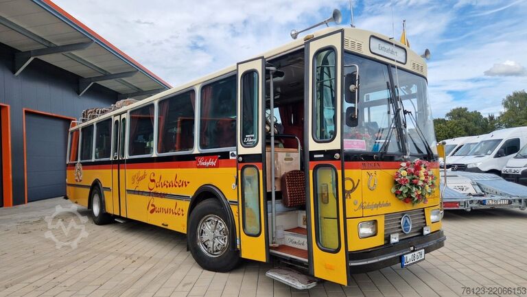 Reisebus  Oldtimer Paket Saurer LC 4 und Volvo B 10 Lauber