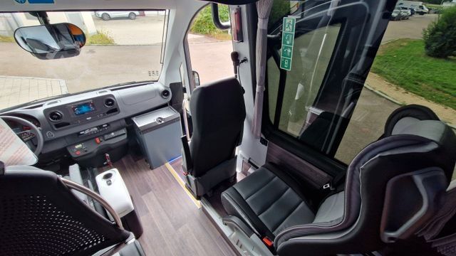 Kleinbus MERCEDES-BENZ 519 Sunset S 4 Ferqui Chasis 907 Vorlauffahrzeug