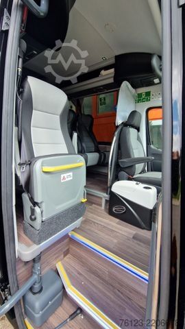 Kleinbus MERCEDES-BENZ 519 Sunset S 4 Ferqui Chasis 907 Vorlauffahrzeug