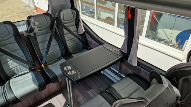Kleinbus MERCEDES-BENZ 519 Sunset S 4 Ferqui Chasis 907 Vorlauffahrzeug
