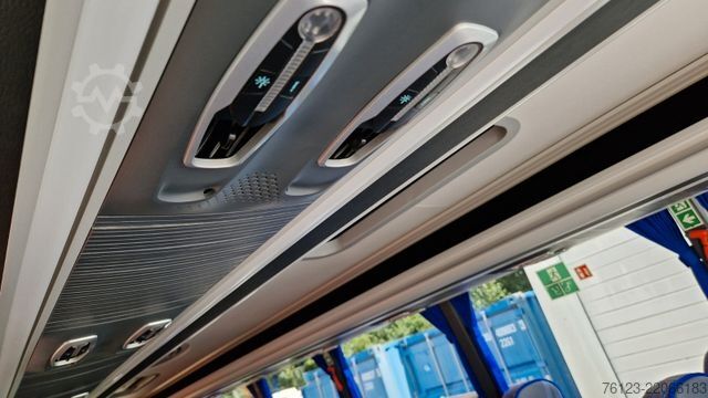 Kleinbus MERCEDES-BENZ 519 Sunset S 4 Ferqui Chasis 907 Vorlauffahrzeug